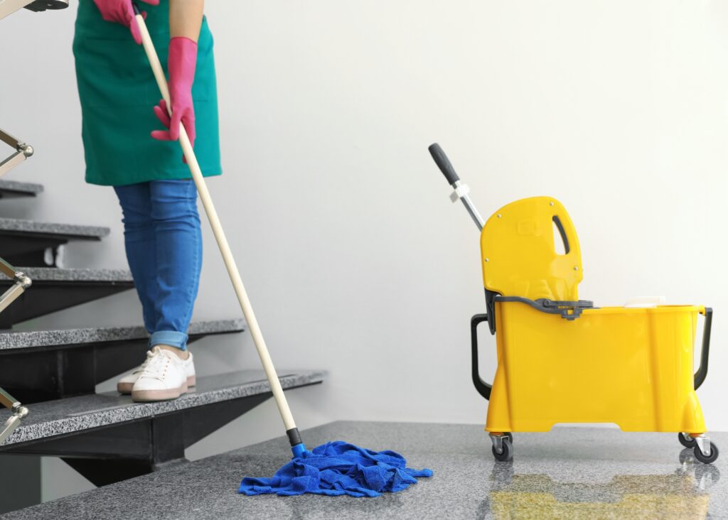 sprzątanie wspólnoty mieszkaniowej Bydgoszcz - Royal Cleaning